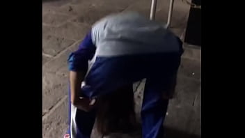 Preview 4 of Anty Xxx Clips Hindi Talk - Traveco safado recebe livrado na raba de gordinho dotado