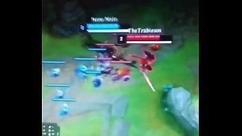 Preview 1 of Top Ass Xxxx Jd Top - Gordo virgen le rompen el culo por primera vez con tremendo sable y se come un pijazo de gratis