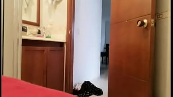Preview 4 of Chara Sex - hermosa de tetas grandes en el ba&ntilde_o