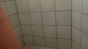 Preview 4 of Matures Chin - promenade nocturne dans des toilette publiques