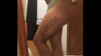 Preview 2 of Mia Khalifa Vs Sunny Leyon - V&iacute_deo de verificaci&oacute_n