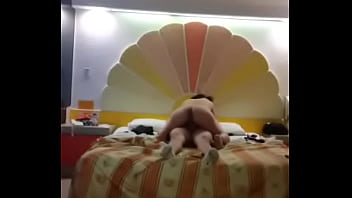 Preview 4 of Beach Spy Blonde Hairy Pussy - Amiga cuarentona mat&aacute_ndose sola