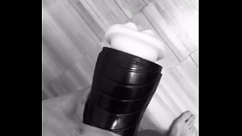 Preview 3 of Tamil Auntys Hit - Sextoy