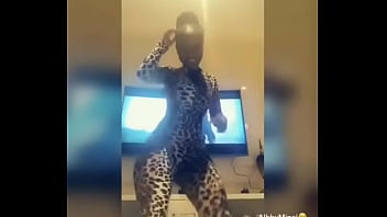Preview 4 of Spnol - GHANA MODEL VIBRATING HER ASS LIKE AN EARTHQUAKE