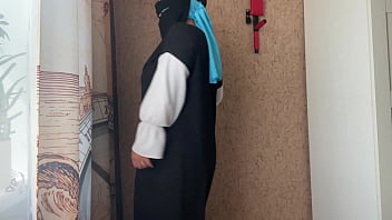 Preview 1 of Wwwbrzsxcom - Girl in hijab gets horny while doing stretching