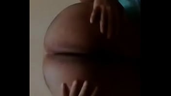 Preview 2 of Esposa Brasilia - Me gusta tocarme el culito