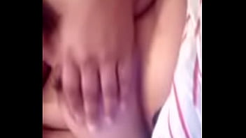 Preview 2 of Athra Saal Ki Larke Ki - Que rico se toca