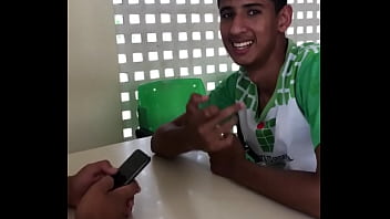 Preview 4 of Year Of 10 - Guilerme com assento