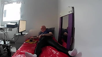 Preview 2 of Smears Xxx - Schwarze Lycra lang           goileglatze