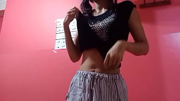 Preview 3 of Sexy Bras And Panties Videos - Huye de su casa,  la pillo invitando la a mi departamento,  y despu&eacute_s de ofrecerle alojamiento y una rica comida,  me paga con su culo para cobrarme mi gran apoyo,  toma perra,  uff quedate a vivir,  techo y comida m&aacute_s follada segura