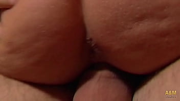 Preview 3 of Fingering Under Table Office - La secretar&iacute_a caliente siempre dice si.