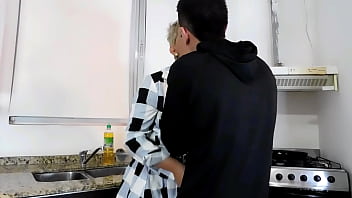 Preview 3 of Real Rep And Torcher Sex Video - se deja  llenar  el  culo  de leche  a cambio  de comida