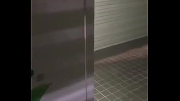 Preview 1 of Xxx Blue Films Romantic Video - 又horny了，下樓噴噴