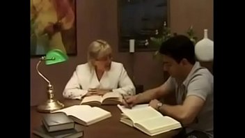 Preview 1 of Iscoll Student Xxxx - La nonna del mio amico mi ha sedotto
