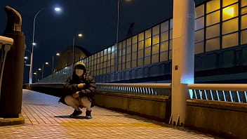 Preview 3 of Bf New Xxxxxxx Vidos - 女装子まゆちゃんが深夜の橋の歩道で裸にアウターを羽織った状態で前を広げてＭ字開脚から大股開きをして露出している横を車が通り過ぎてゆく