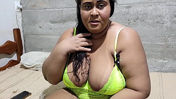 Preview 2 of Sexy Xxx Video 3gp Download - Enteada &eacute_ flagrada tirando fotos por seu padrasto,  e acaba sendo fudida por ele