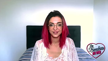 Preview 1 of Capricavani Mouth Extrime - Leila,  jeune coquine de 23ans avec des petits seins