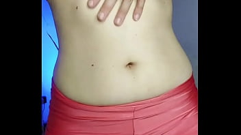 Preview 4 of Blood Ass Cutie - Fetiche de OMBLIGO con la entrenadora del GYM!