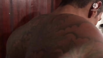 Preview 1 of Oldest Ledi Sex - tomando banho ela gostou e acabou dando para ele Jasmine Santanna