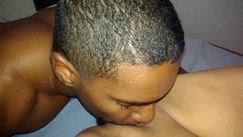 Preview 2 of 1ladki 1taim Sex - Chupando Gostoso a Bucetinha da Moreninha Gostosa