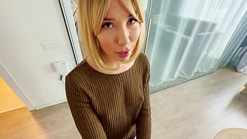 Preview 2 of Chinese Amateur Granny - Milf in pantyhose with a big ass begged to fuck her before work