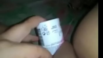 Preview 3 of Shohagret - NOVINHA ENFIANDO REXONA NA BUCETA parte 2