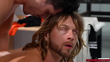 Preview 3 of Dutch Tv Show - It turns into sex for Austin Avery &amp_ Devin Franco. Austin is in need of massage and lucky for him,  Devin Franco is there to rub down his aching ass. Devin takes his time spreading oil all over Austin&#039_s