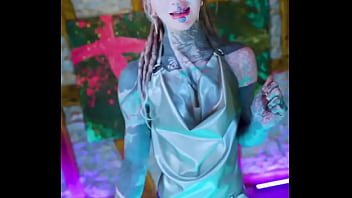 Preview 2 of 4k Hd Viejas - DO you like it shiny ?