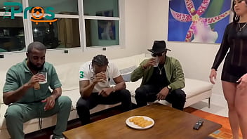 Preview 2 of Kore Kpop - The Pros S2E03 Emerald Loves Can&#039_t Cook At All