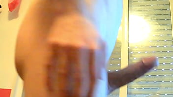 Preview 3 of Bailxxx - Ense&ntilde_ando mi culo y mi polla depilados por san Valent&iacute_n