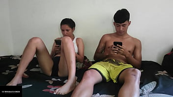 Preview 1 of Exs Perimen Sex - Tengo un Juego con mi hermanastra quita prendas bien cachondo para hacerla llegar delicioso