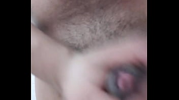 Preview 1 of Beach Guy - Jalandome la verga