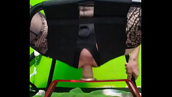 Preview 3 of Chuby Amateur Facial - Dildo bounce