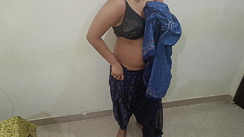 Preview 1 of Www Xxx Hosu - 20 yers old Indian desi girlfriend creampi pussy fucking first time