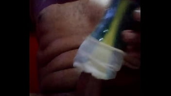 Preview 1 of Sexy Body Of Gilf - Flashing casero