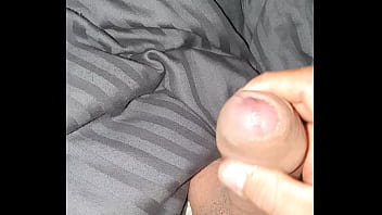 Preview 1 of Wwxxxvx Condomvi - Chileno masturb&aacute_ndose