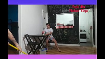 Preview 2 of Funny Dubbing Sex - Tomando leitinho quente de manh&atilde_ direto da Pika do filho da minha Patroa. Participa&ccedil_&atilde_o Flakael Vlogs. Completo no Red.