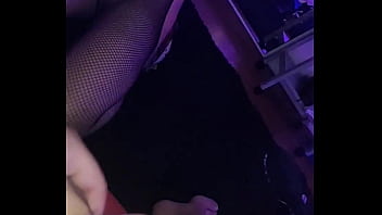 Preview 2 of Lauxanh Us Xich Van - Cuando lo mamo agarro la polla como si fuese mi biber&oacute_n me tomo la leche y me sabe a Klim