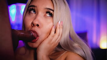Preview 2 of Sauna Net Cafe Retro - Horny Colombian blonde loves sucking cocks with her slutty mouth