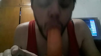 Preview 3 of Sex Afghanistan - Chupando el juguete de mami 3