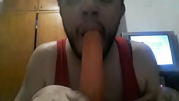 Preview 4 of Sex Afghanistan - Chupando el juguete de mami 3