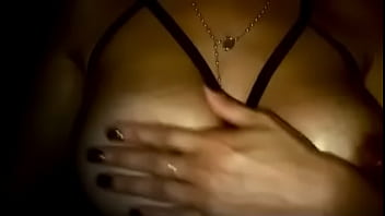 Preview 4 of Web111tar - Las tetas de mam&aacute_ saltando