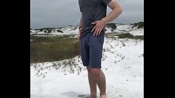 Preview 1 of Fakings Mari Bb - Justin naked at the beach