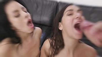 Preview 4 of Jordi Et Milf - Moona Snake &amp_ Daniela Ortiz,  2on2,  BWC,  ATOGM,  DAP,  No Pussy,  Gapes,  Squirt Drink,  Swallow GIO1864
