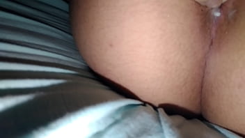 Preview 3 of Xvideo Pussy Solo Finger - Dedando o cuzinho virgem lubrificado com condicionador