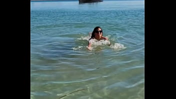 Preview 3 of 14 Year Xxx Vindeo - NAKED WITH A FAN ON THE BEACH DOING BLOWJOB - SHEILA ORTEGA