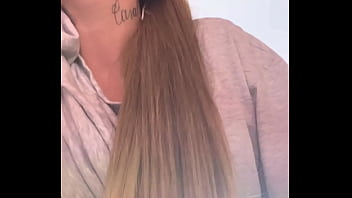 Preview 2 of Xvideos Animal Super Video Xxx - Eu na academia fazendo meu treino me deu muito calor tirei a camiseta e fiquei de suti&atilde_ o tes&atilde_o era grande .( bucetinha toda molhadinha )
