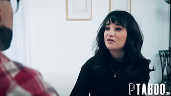 Preview 2 of Ardas Cojiendo Con Musica - Heartbroken Stepdad Fucked his Stepdaughter Isabella Nice