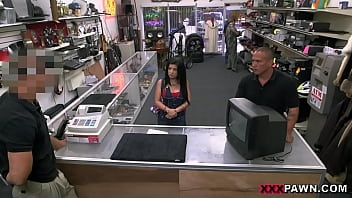 Preview 1 of Mom Ko Son - XXX PAWN - Feisty Cuban PAWG Tried To Hustle Me Out Of $300