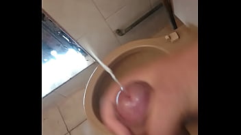 Preview 2 of Xxx Sil Cody - Me saco toda la leche